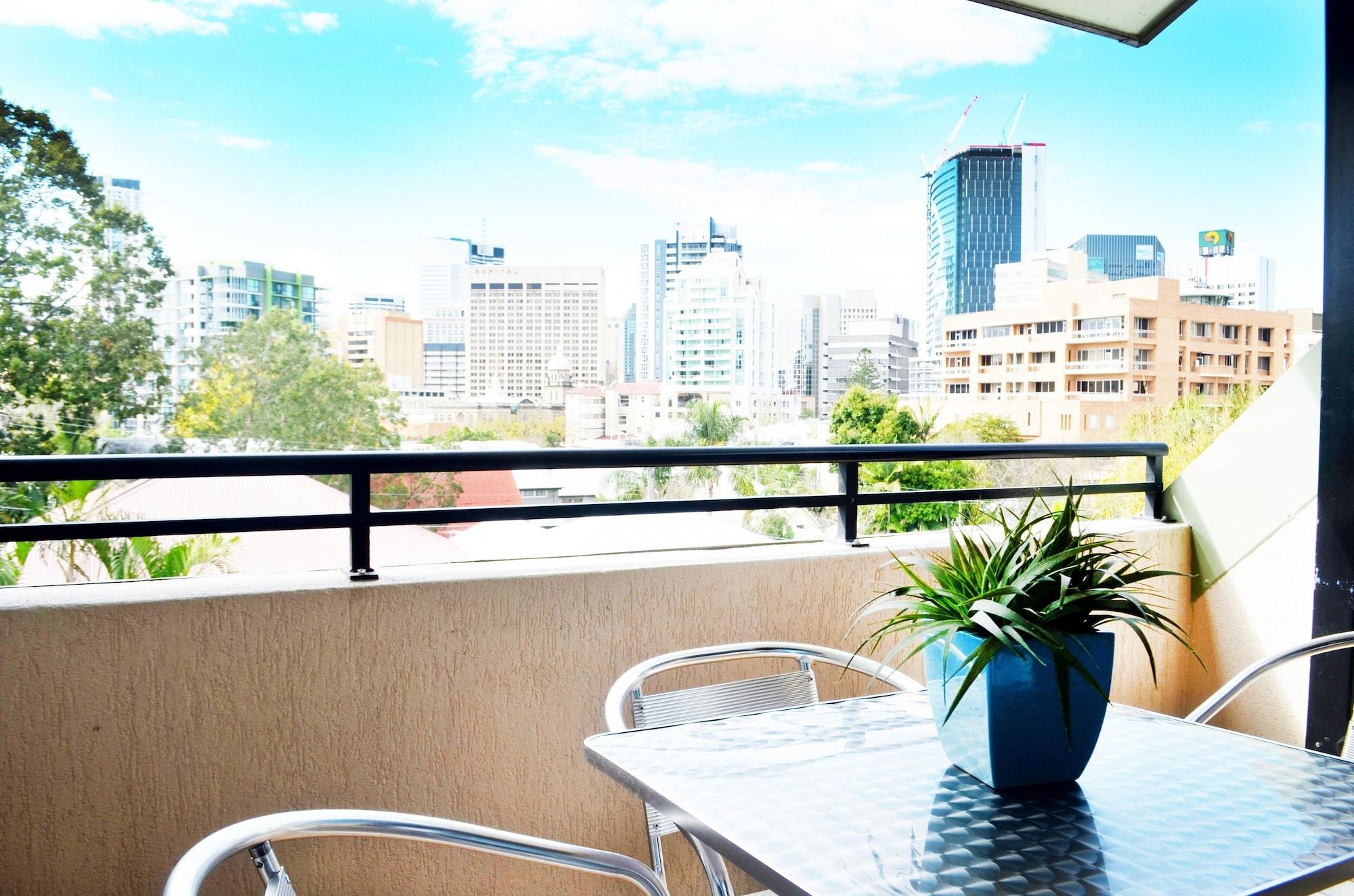 בריסביין Spring Hill Mews Apartments מראה חיצוני תמונה