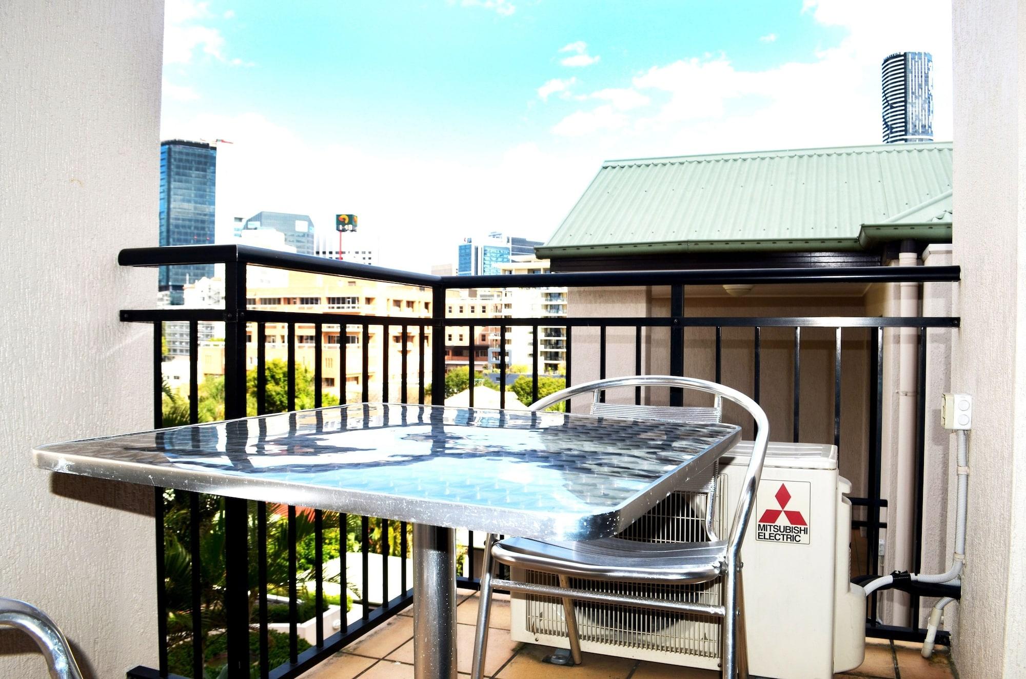 בריסביין Spring Hill Mews Apartments מראה חיצוני תמונה